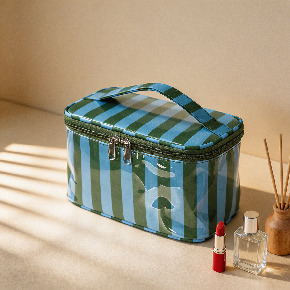 Torba kosmetyczna z PVC z pask – Skincare D'Alba recenzja i cena